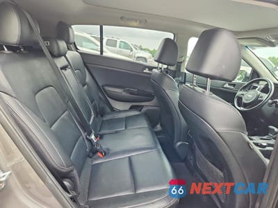Zdjęcie 11 z 13 samochodu: 2018 KIA SPORTAGE EX VIN:KNDPNCAC6J7400230 - miniatura