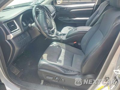 Zdjęcie 7 z 13 samochodu: 2014 TOYOTA HIGHLANDER LE PLUS VIN:5TDZKRFH3ES021383 - miniatura