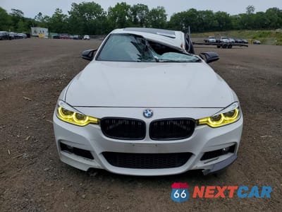 Piąte zdjęcie samochodu w środku: 2018 BMW 330 XI VIN:WBA8D9G50JNU69894 - miniatura