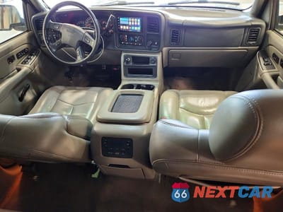 Zdjęcie 8 z 13 samochodu: 2006 GMC YUKON VIN:1GKEK13T86R114039 - miniatura