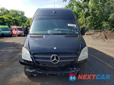 Piąte zdjęcie samochodu w środku: 2011 MERCEDES-BENZ SPRINTER 2500 VIN:WDZPE8CCXB5558643 - miniatura