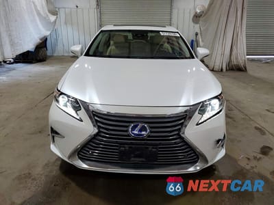 Piąte zdjęcie samochodu w środku: 2016 LEXUS ES 300H VIN:JTHBW1GG2G2108214 - miniatura