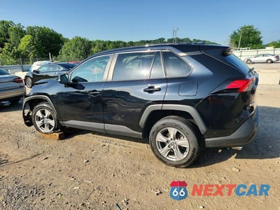 Drugie zdjęcie samochodu z przodu: 2024 TOYOTA RAV4 XLE VIN:2T3W1RFV3RW304916 - miniatura