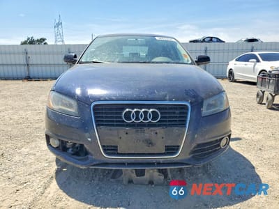 Piąte zdjęcie samochodu w środku: 2011 AUDI A3 PREMIUM PLUS VIN:WAUKEAFM5BA018479 - miniatura