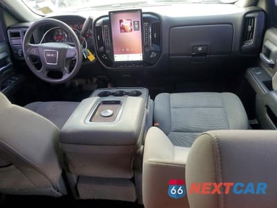 Zdjęcie 8 z 12 samochodu: 2018 GMC SIERRA C1500 VIN:1GTR1LEH4JZ213857 - miniatura
