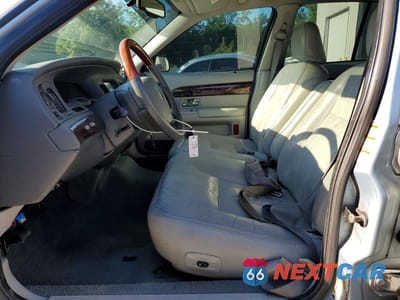 Zdjęcie 7 z 12 samochodu: 2005 MERCURY GRAND MARQUIS LS VIN:2MEHM75W85X600043 - miniatura