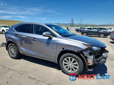 Czwarte zdjęcie samochodu z boku: 2017 LEXUS NX 200T BASE VIN:JTJBARBZ9H2142608 - miniatura