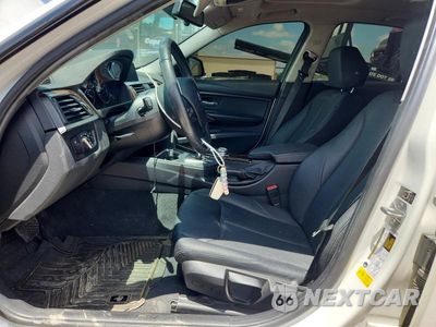 Zdjęcie 7 z 12 samochodu: 2015 BMW 320 I VIN:WBA3B1G59FNT64523 - miniatura