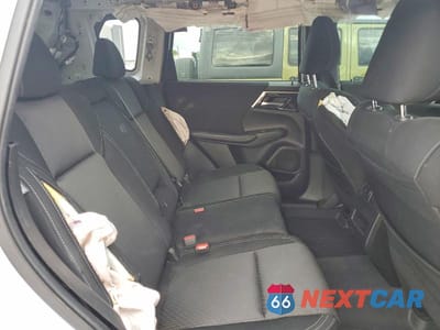 Zdjęcie 11 z 14 samochodu: 2022 MITSUBISHI OUTLANDER ES VIN:JA4J3TA82NZ032298 - miniatura