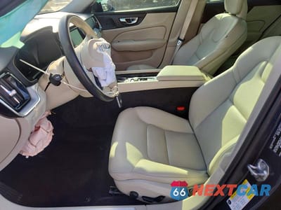 Zdjęcie 7 z 13 samochodu: 2020 VOLVO S60 T6 MOMENTUM VIN:7JRA22TK1LG072801 - miniatura