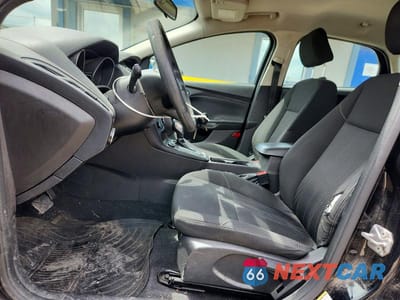 Zdjęcie 7 z 12 samochodu: 2016 FORD FOCUS SE VIN:1FADP3K2XGL253418 - miniatura