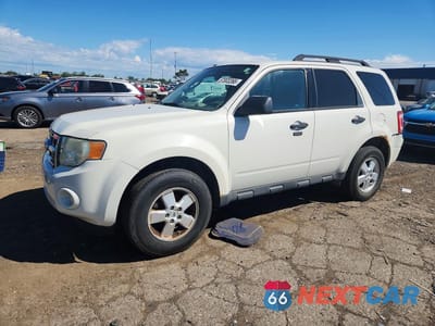 2010 FORD ESCAPE XLT 1FMCU0D72AKC65366 - główne zdjęcie licytacji z USA - miniatura