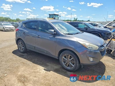 Czwarte zdjęcie samochodu z boku: 2014 HYUNDAI TUCSON SE VIN:KM8JUCAG2EU826642 - miniatura