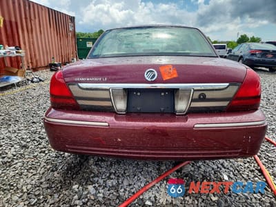 Zdjęcie 6 z 12 samochodu: 2009 MERCURY GRAND MARQUIS LS VIN:2MEHM75V39X630225 - miniatura