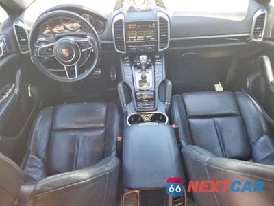 Zdjęcie 8 z 13 samochodu: 2015 PORSCHE CAYENNE S VIN:WP1AB2A27FLA60597 - miniatura