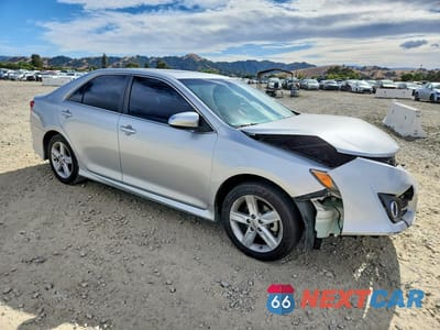 Czwarte zdjęcie samochodu z boku: 2012 TOYOTA CAMRY SE VIN:4T1BF1FK6CU119413 - miniatura
