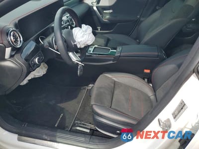 Zdjęcie 7 z 12 samochodu: 2025 MERCEDES-BENZ CLA 250 4MATIC VIN:W1K5J4HB8SN497455 - miniatura