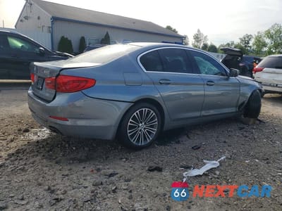 Trzecie zdjęcie samochodu z tyłu: 2019 BMW 540 XI VIN:WBAJE7C51KWW45209 - miniatura