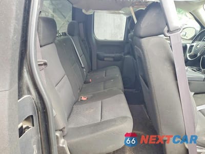 Zdjęcie 10 z 12 samochodu: 2011 CHEVROLET SILVERADO K1500 LT VIN:1GCRKSE30BZ207535 - miniatura