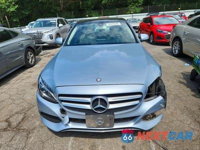 Piąte zdjęcie samochodu w środku: 2015 MERCEDES-BENZ C 300 4MATIC VIN:55SWF4KB9FU063329 - miniatura