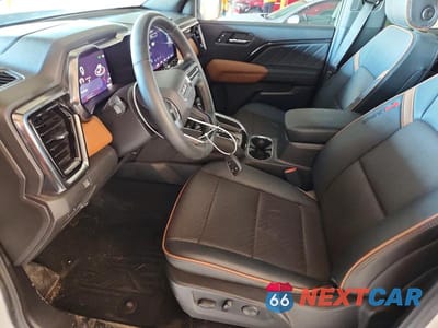 Zdjęcie 7 z 12 samochodu: 2025 GMC CANYON AT4 VIN:1GTP2DEK7S1113998 - miniatura