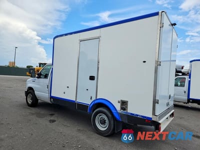 Drugie zdjęcie samochodu z przodu: 2023 FORD E350 REFRIGERATED BOX TRUCK VIN:1FDWE3FK9PDD08479 - miniatura