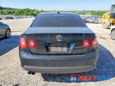 Zdjęcie 6 z 12 samochodu: 2010 VOLKSWAGEN JETTA SE VIN:3VWRZ7AJ1AM045635 - miniatura