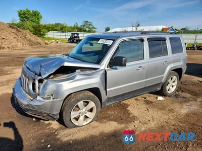2015 JEEP PATRIOT LATITUDE 1C4NJRFB6FD215724 - główne zdjęcie licytacji z USA - miniatura