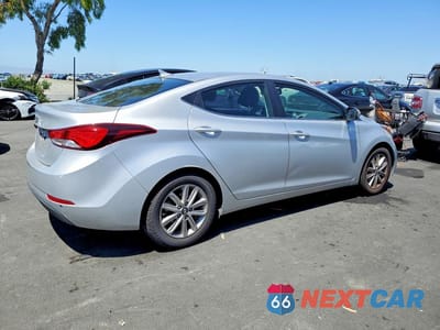 Trzecie zdjęcie samochodu z tyłu: 2015 HYUNDAI ELANTRA SE VIN:5NPDH4AE8FH607156 - miniatura