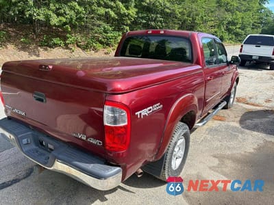 Czwarte zdjęcie samochodu z boku: 2006 TOYOTA TUNDRA DOUBLE CAB SR5 VIN:5TBDT44176S541239 - miniatura