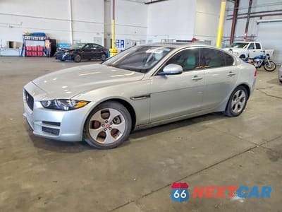2017 JAGUAR XE SAJAR4BN6HA955502 - główne zdjęcie licytacji z USA - miniatura