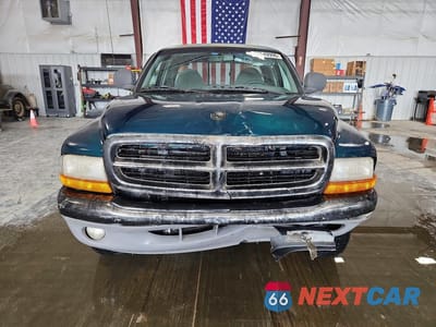 Piąte zdjęcie samochodu w środku: 1997 DODGE DAKOTA VIN:1B7GG23X5VS131001 - miniatura