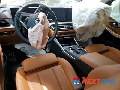 Zdjęcie 8 z 12 samochodu: 2024 BMW 330I VIN:3MW69FF08R8D91246 - miniatura