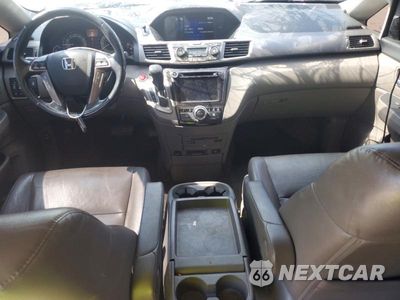 Zdjęcie 8 z 13 samochodu: 2015 HONDA ODYSSEY TOURING VIN:5FNRL5H97FB024787 - miniatura