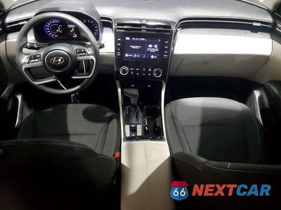 Zdjęcie 8 z 13 samochodu: 2022 HYUNDAI TUCSON SEL VIN:5NMJBCAE4NH119056 - miniatura