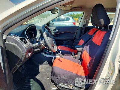 Zdjęcie 7 z 14 samochodu: 2021 JEEP COMPASS SPORT VIN:3C4NJDAB1MT540363 - miniatura