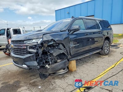 2022 CHEVROLET SUBURBAN K1500 LT 1GNSKCKDXNR205307 - główne zdjęcie licytacji z USA - miniatura