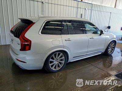 Trzecie zdjęcie samochodu z tyłu: 2017 VOLVO XC90 T6 VIN:YV4A22PL1H1152463 - miniatura