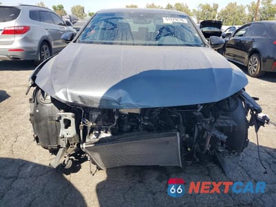 Piąte zdjęcie samochodu w środku: 2025 VOLKSWAGEN JETTA SPORT VIN:3VWBX7BU4SM064388 - miniatura