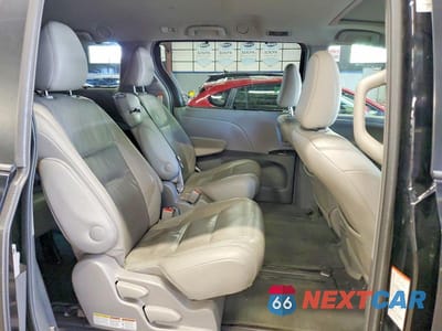 Zdjęcie 11 z 13 samochodu: 2017 TOYOTA SIENNA XLE 8-PASSENGER VIN:5TDYZ3DC1HS823723 - miniatura