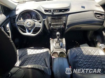 Zdjęcie 8 z 13 samochodu: 2019 NISSAN ROGUE S VIN:5N1AT2MTXKC808638 - miniatura