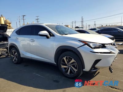 Czwarte zdjęcie samochodu z boku: 2021 LEXUS NX 300H BASE VIN:JTJGJRDZ6M5015696 - miniatura