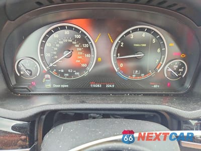 Zdjęcie 9 z 13 samochodu: 2016 BMW X3 XDRIVE28I VIN:5UXWX9C51G0D84044 - miniatura