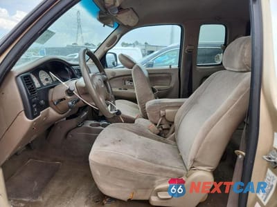 Zdjęcie 7 z 12 samochodu: 2001 TOYOTA TACOMA XTRACAB PRERUNNER VIN:5TESN92NX1Z778251 - miniatura