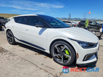 Czwarte zdjęcie samochodu z boku: 2023 KIA EV6 GT VIN:KNDC5DLE2P5125091 - miniatura