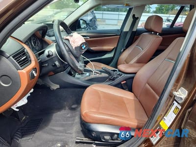 Zdjęcie 7 z 13 samochodu: 2015 BMW X1 SDRIVE28I VIN:WBAVM1C55FV318485 - miniatura