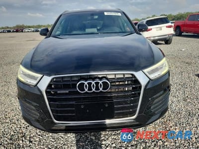 Piąte zdjęcie samochodu w środku: 2016 AUDI Q3 PRESTIGE VIN:WA1GFCFS8GR022769 - miniatura