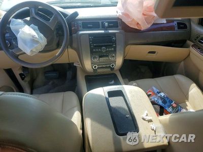 Zdjęcie 8 z 13 samochodu: 2013 GMC YUKON XL K1500 SLT VIN:1GKS2KE7XDR327676 - miniatura
