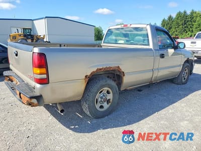 Trzecie zdjęcie samochodu z tyłu: 2002 GMC NEW SIERRA C1500 VIN:1GTEC14W92Z285345 - miniatura