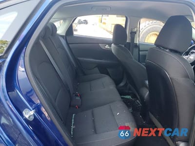 Zdjęcie 10 z 12 samochodu: 2019 KIA FORTE LXS VIN:3KPF24AD1KE009846 - miniatura